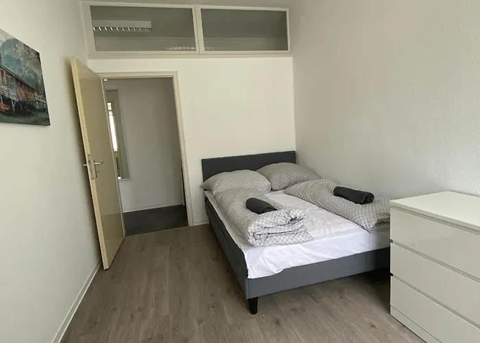 Simplex Am Marktplatz Lägenhetshotell Karlsruhe